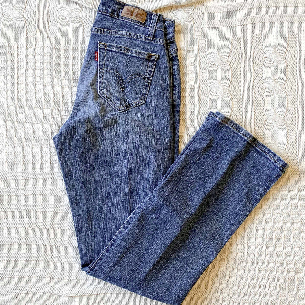 ☄️Levi's 529 Curvy Boot Cut Medium Wash Jeans Size